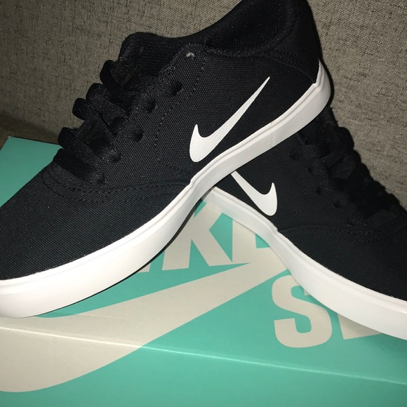 Sold - Picture 3 of 4